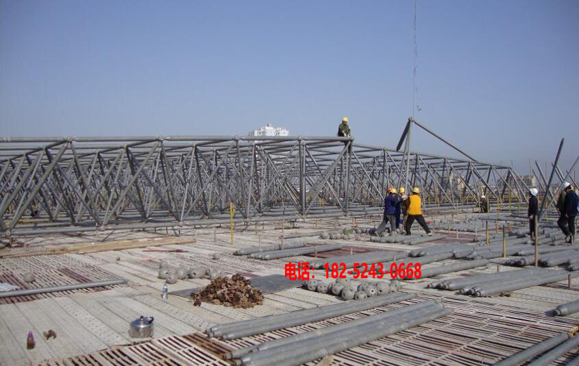 大江體育場(chǎng)館網(wǎng)架工程